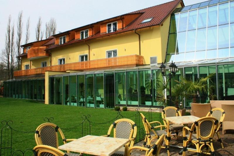 Hotel Bayerisches Landhaus Bielefeld Zewnętrze zdjęcie